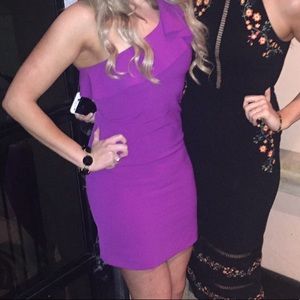 Gorgeous one-shoulder purple/magenta Parker dress